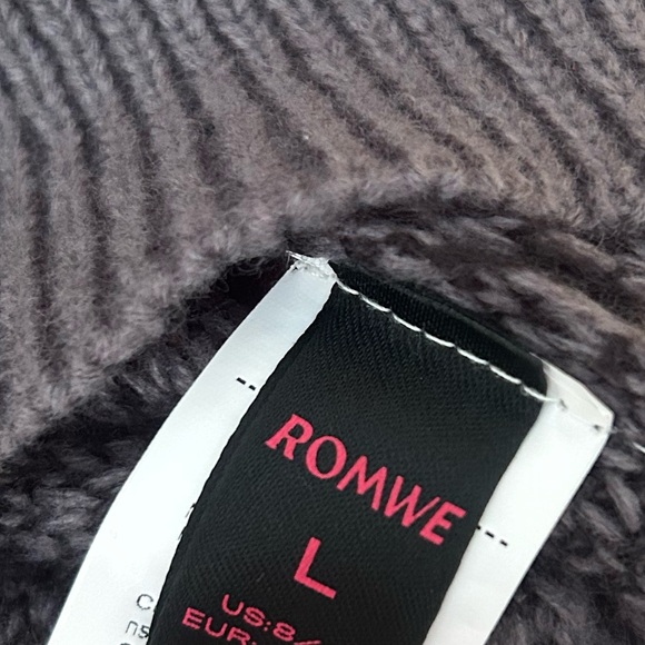 NWOT ROMWE L Charcoal Knit Sweater Halloween Spooky Season Oversized - Picture 2 of 3